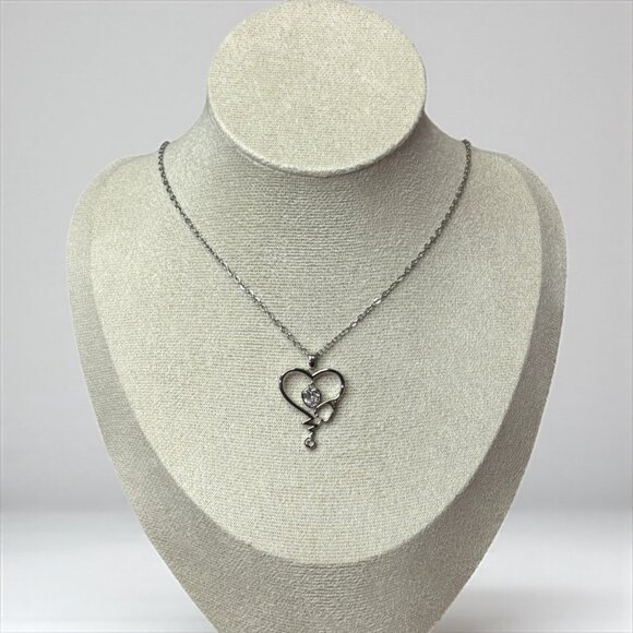 Heart Stethoscope Nurse Necklace - Picture 3 of 5
